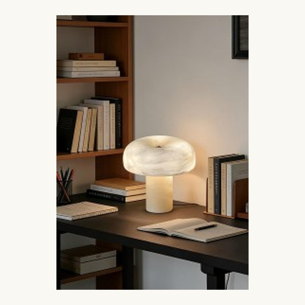 SinWay Table-012 &middot; Natural marble and Spanish alabaster table lamp
